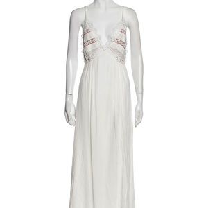 New with Tags - For Love and Lemons - white long maxi dress with slit. Large
